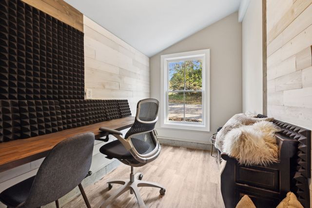 301 Anchor Ln, Old Hickory, TN 37138