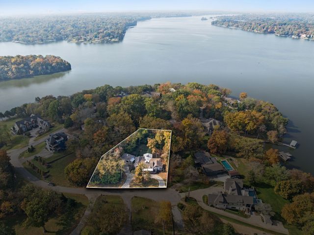 301 Anchor Ln, Old Hickory, TN 37138