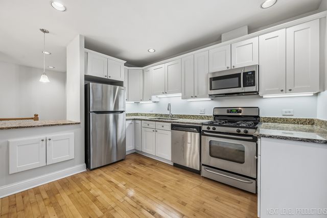 2013 W Concord Place A, Chicago, IL 60647