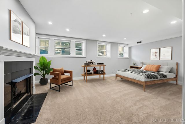 2013 W Concord Place A, Chicago, IL 60647