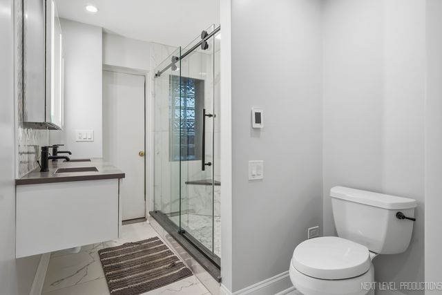 2013 W Concord Place A, Chicago, IL 60647