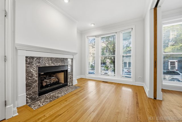 2013 W Concord Place A, Chicago, IL 60647