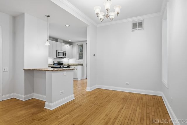 2013 W Concord Place A, Chicago, IL 60647