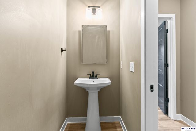 459 N Allen Street, Bennington, NE 68007