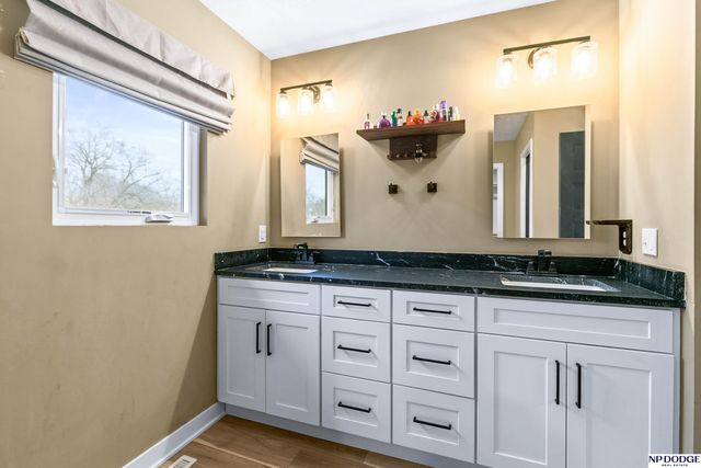 459 N Allen Street, Bennington, NE 68007