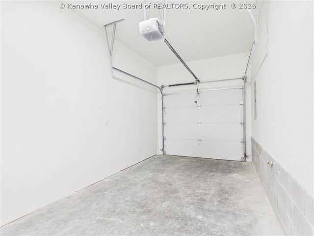 105 Belfast Road 1&2, Charleston, WV 25314