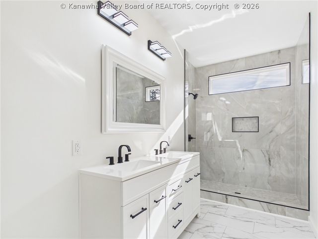 105 Belfast Road 1&2, Charleston, WV 25314