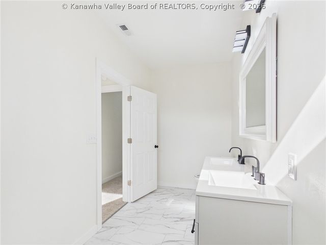 105 Belfast Road 1&2, Charleston, WV 25314