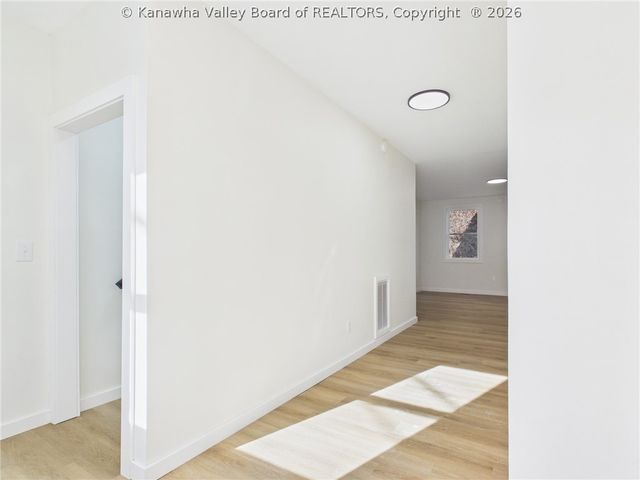 105 Belfast Road 1&2, Charleston, WV 25314