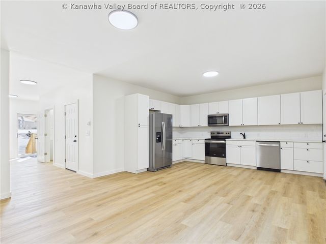 105 Belfast Road 1&2, Charleston, WV 25314