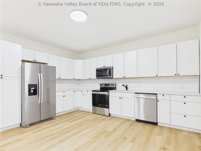 105 Belfast Road 1&2, Charleston, WV 25314