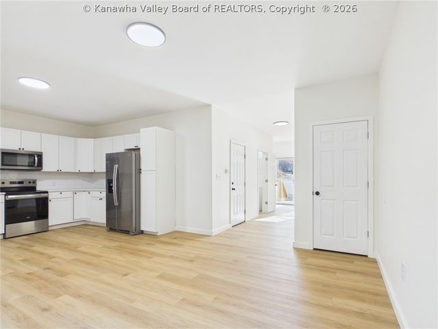 105 Belfast Road 1&2, Charleston, WV 25314