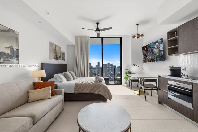 159 NE 6th St 4910, Miami, FL 33132