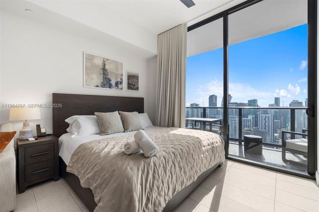 159 NE 6th St 4910, Miami, FL 33132