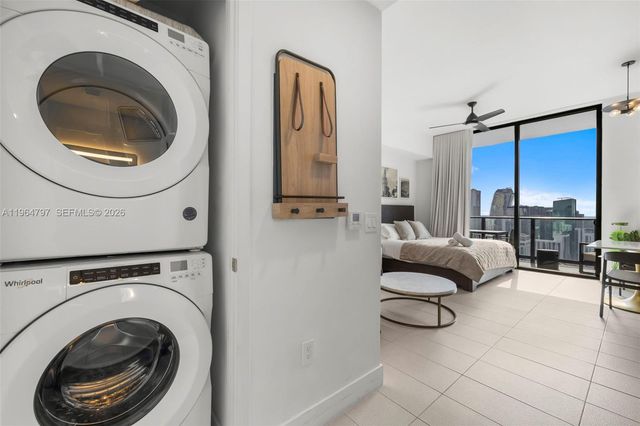 159 NE 6th St 4910, Miami, FL 33132