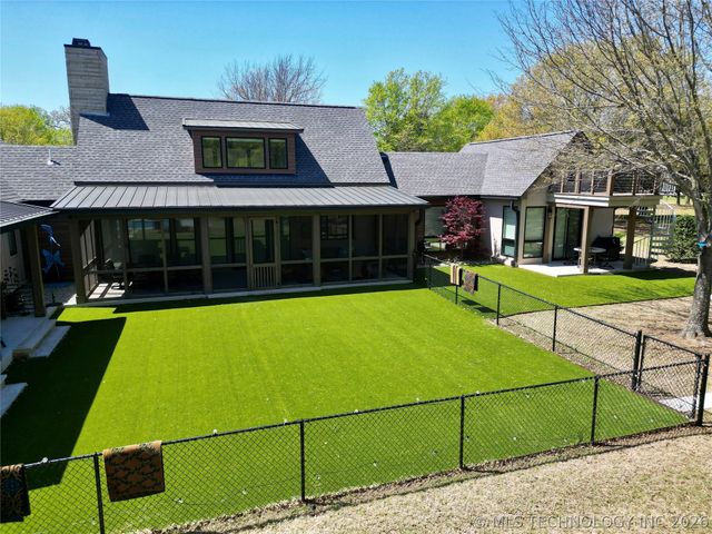132 Meadowview, Eufaula, OK 74432