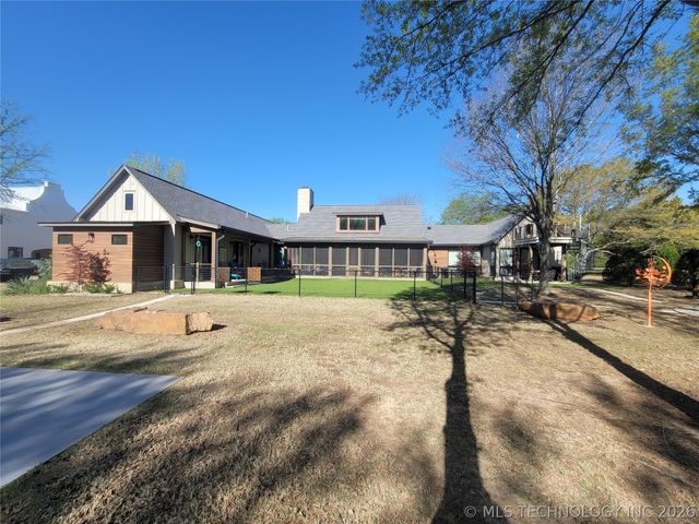 132 Meadowview, Eufaula, OK 74432