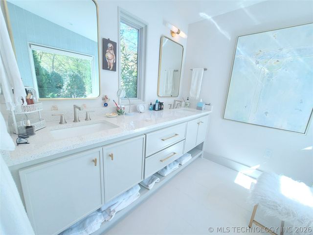 132 Meadowview, Eufaula, OK 74432