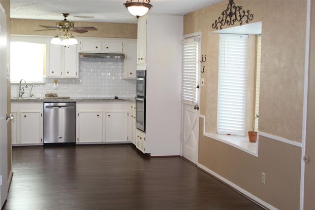 3706 Cypresswood Drive, Spring, TX 77388