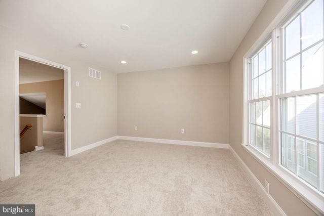 3874 SOMERSET DR, Collegeville, PA 19426