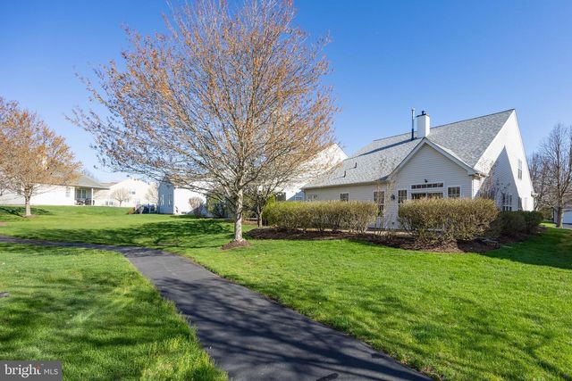 3874 SOMERSET DR, Collegeville, PA 19426