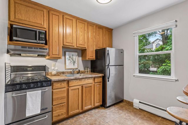 656 Ashland Avenue 7, Saint Paul, MN 55104