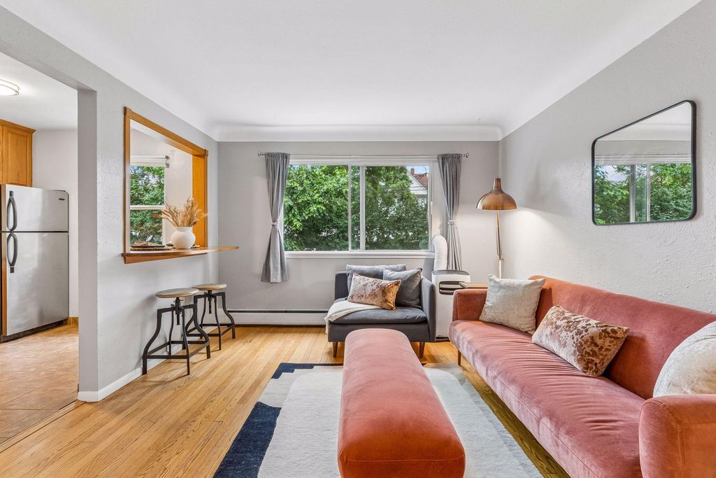 656 Ashland Avenue 7, Saint Paul, MN 55104