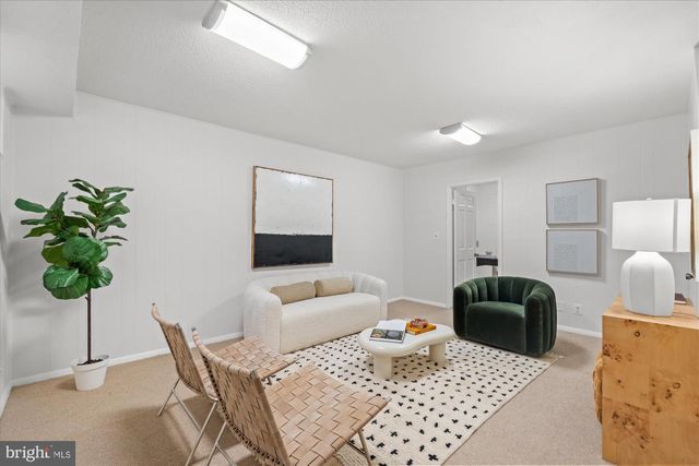 3013 S BUCHANAN ST, Arlington, VA 22206