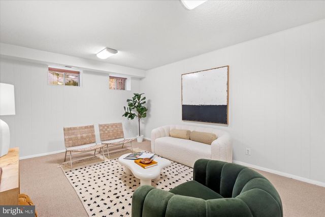 3013 S BUCHANAN ST, Arlington, VA 22206