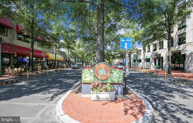 3013 S BUCHANAN ST, Arlington, VA 22206