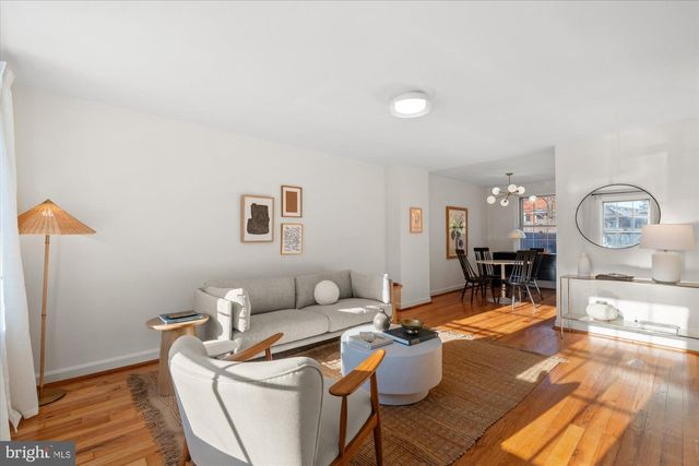 3013 S BUCHANAN ST, Arlington, VA 22206