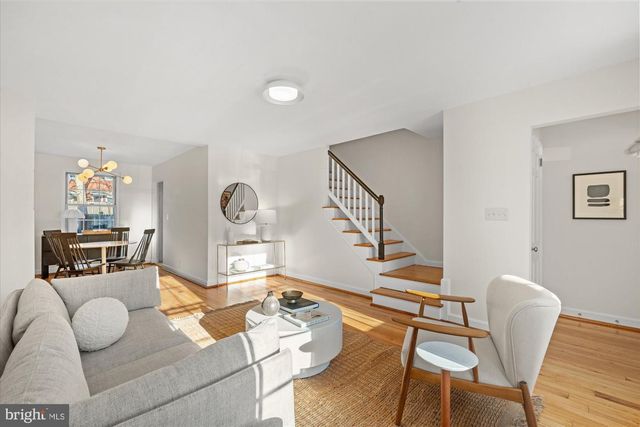 3013 S BUCHANAN ST, Arlington, VA 22206