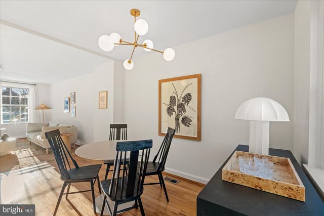 3013 S BUCHANAN ST, Arlington, VA 22206