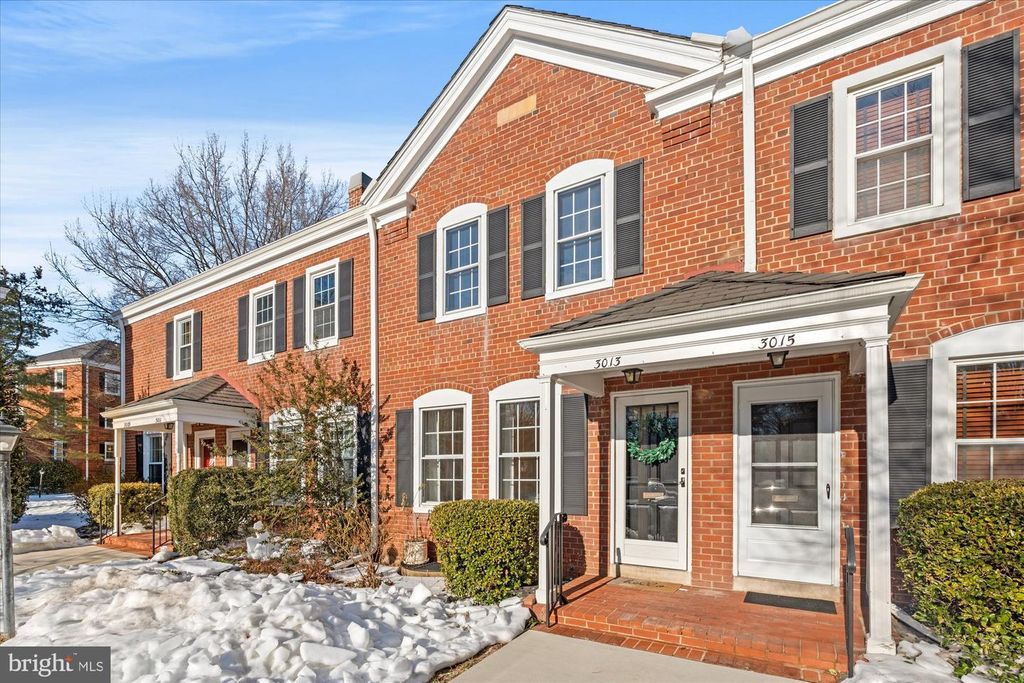 3013 S BUCHANAN ST, Arlington, VA 22206