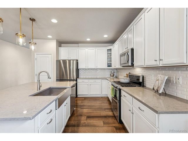 2136 S Saulsbury Ct, Lakewood, CO 80227