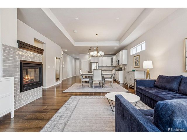 2136 S Saulsbury Ct, Lakewood, CO 80227