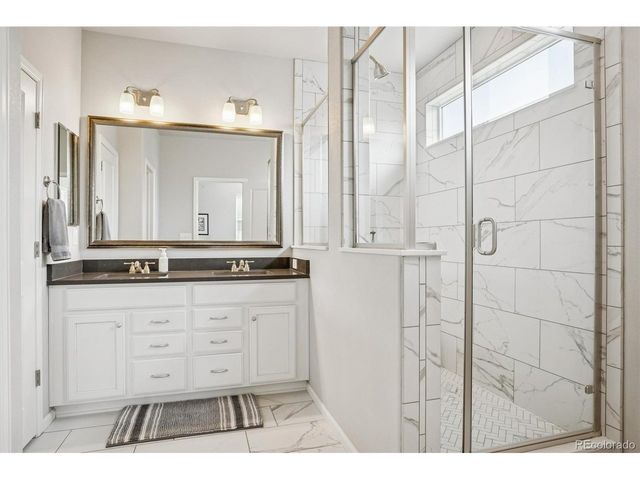 2136 S Saulsbury Ct, Lakewood, CO 80227