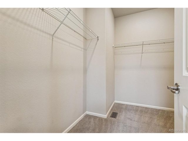 2136 S Saulsbury Ct, Lakewood, CO 80227