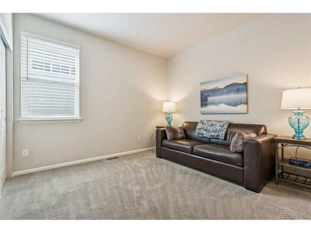 2136 S Saulsbury Ct, Lakewood, CO 80227