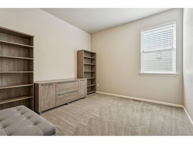 2136 S Saulsbury Ct, Lakewood, CO 80227