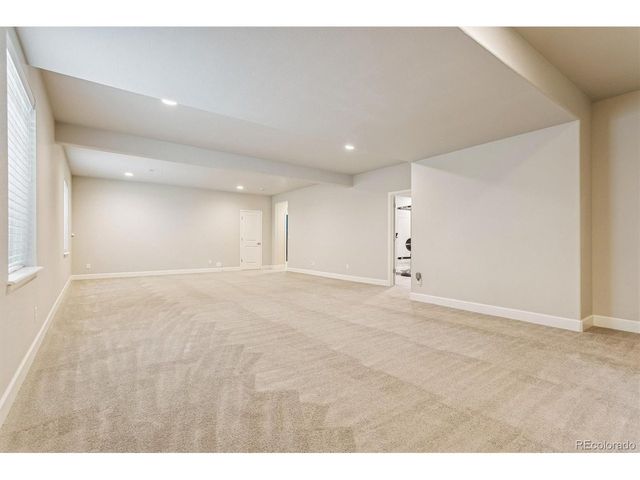 2136 S Saulsbury Ct, Lakewood, CO 80227