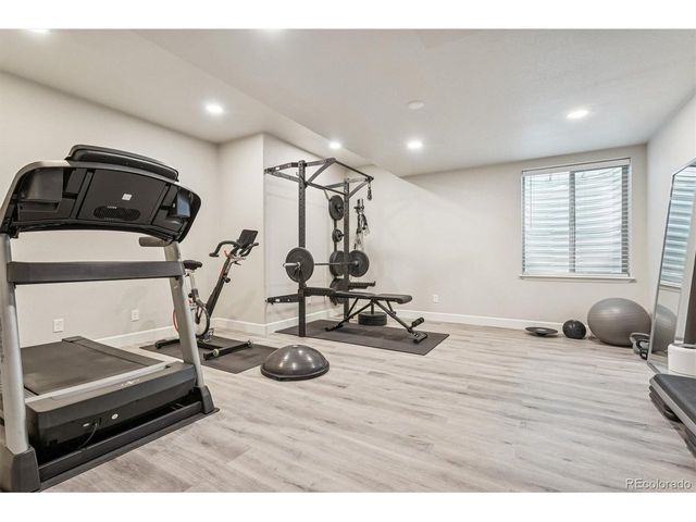 2136 S Saulsbury Ct, Lakewood, CO 80227