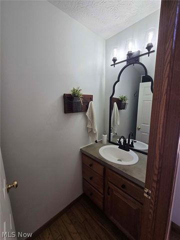 11866 Packets Street NW, Canal Fulton, OH 44614