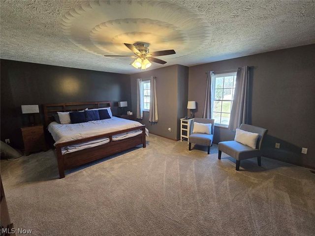 11866 Packets Street NW, Canal Fulton, OH 44614