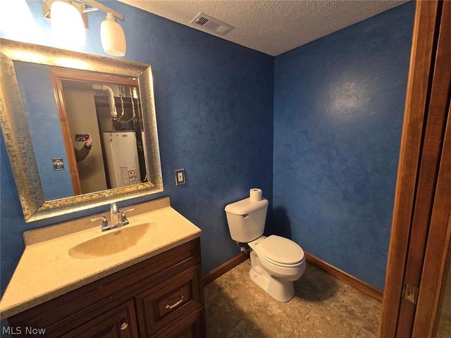 11866 Packets Street NW, Canal Fulton, OH 44614