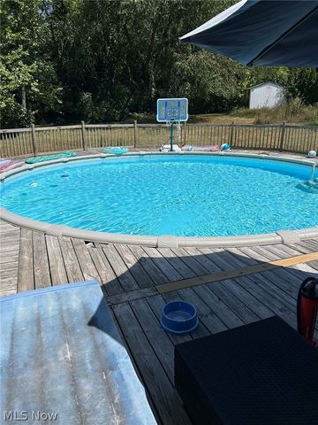 11866 Packets Street NW, Canal Fulton, OH 44614