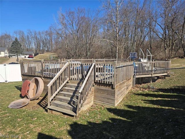 11866 Packets Street NW, Canal Fulton, OH 44614