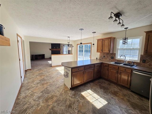 11866 Packets Street NW, Canal Fulton, OH 44614