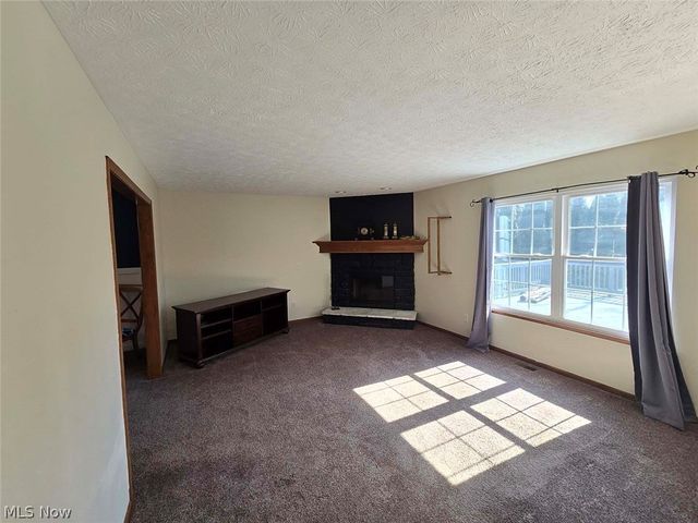 11866 Packets Street NW, Canal Fulton, OH 44614