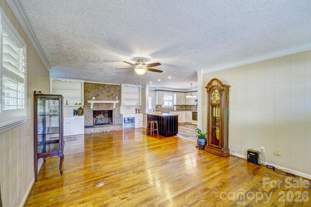 1014 Ranbar Street, Cherryville, NC 28021